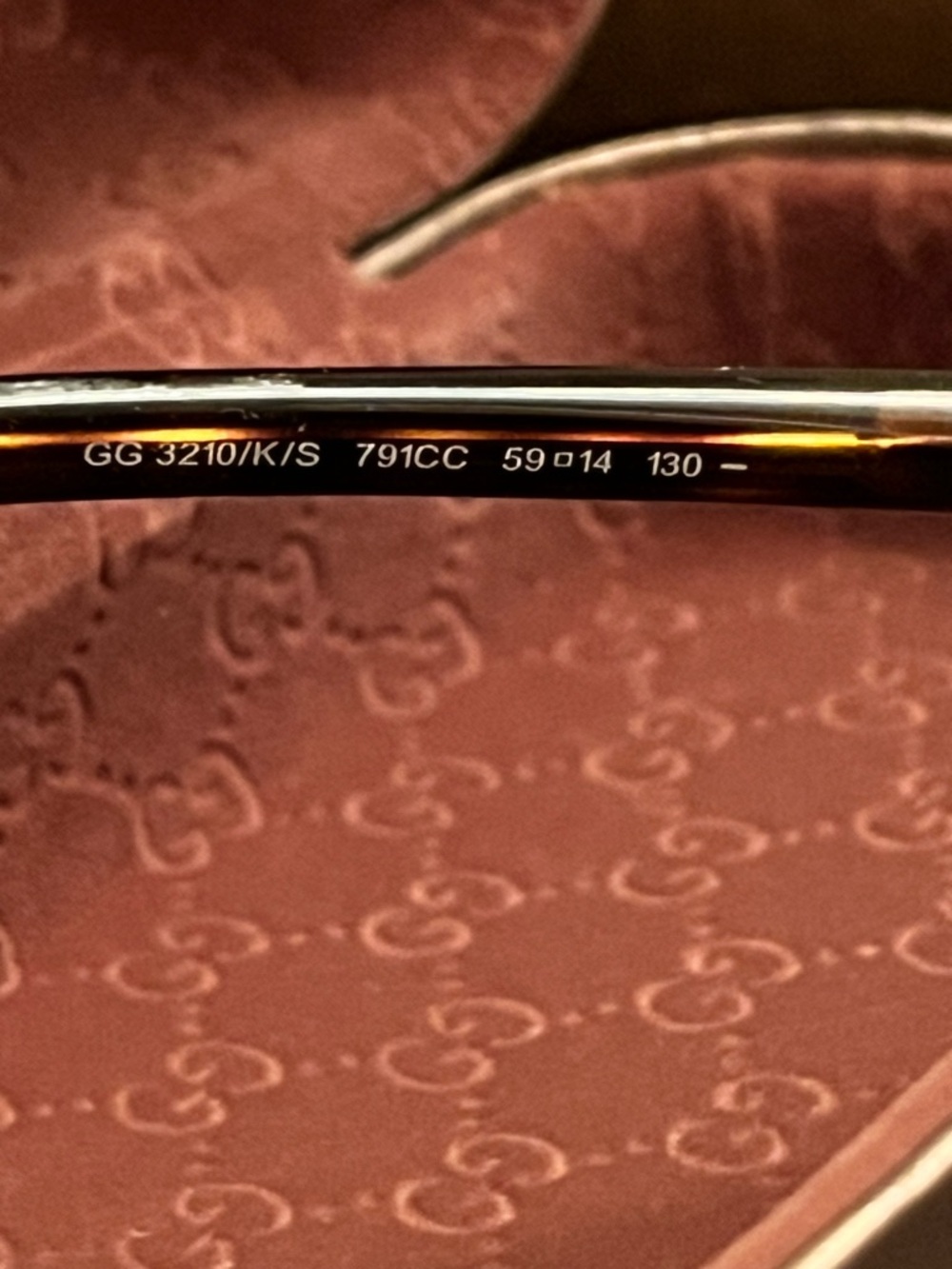 Gucci Havana Bamboo Tortoiseshell Gradient Brown/Green Women’s Sunglasses (EUC) - Picture 10 of 16